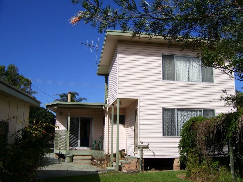 29 Hall Street, Old Bar NSW 2430