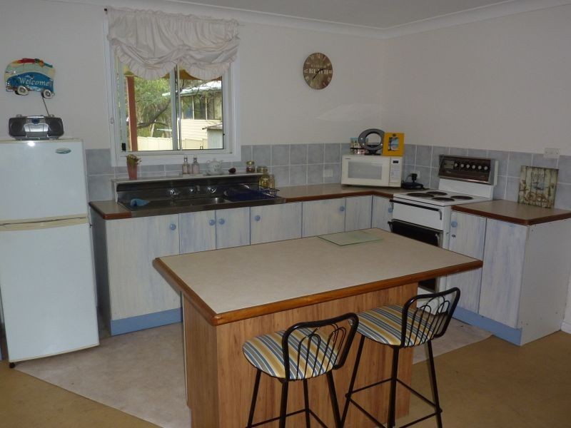 28 Richardson Street, Old Bar NSW 2430