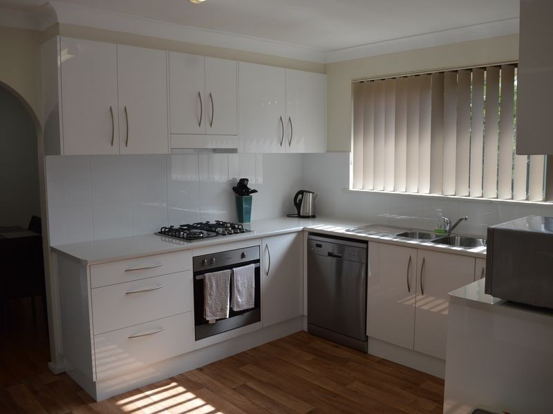 18 Suni Drive, Old Bar NSW 2430