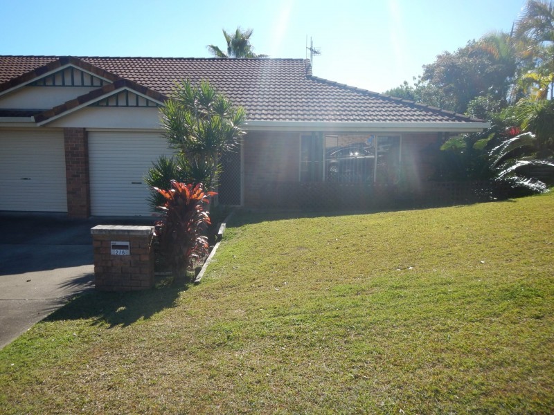 2/6 Osprey Avenue, Old Bar NSW 2430