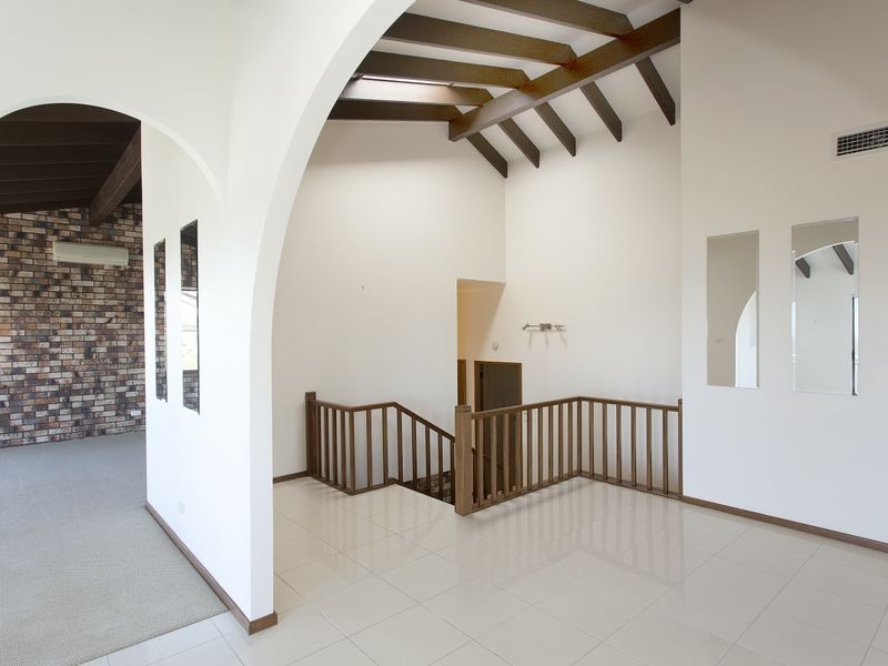 35 Pacific Parade, Old Bar NSW 2430