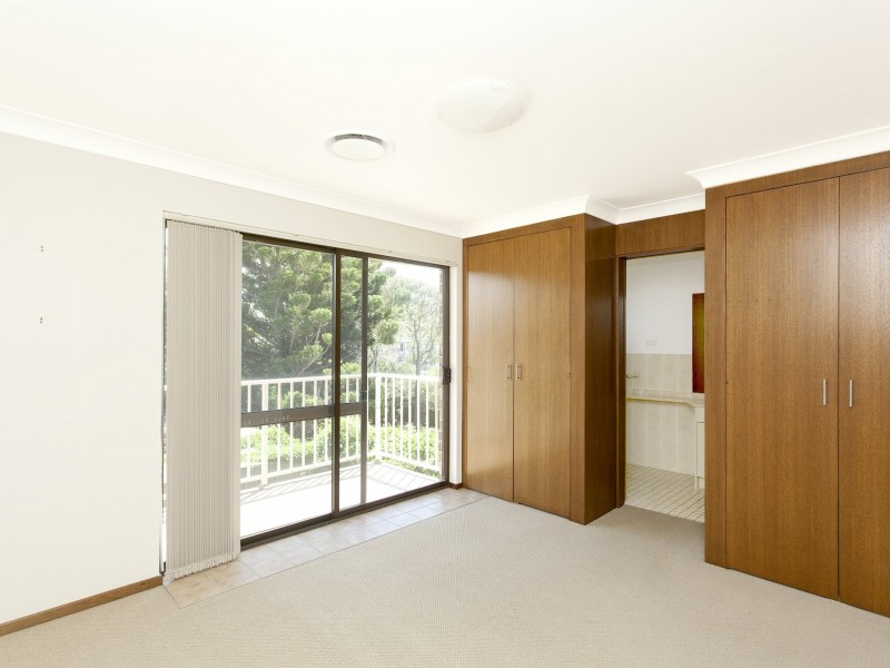 35 Pacific Parade, Old Bar NSW 2430