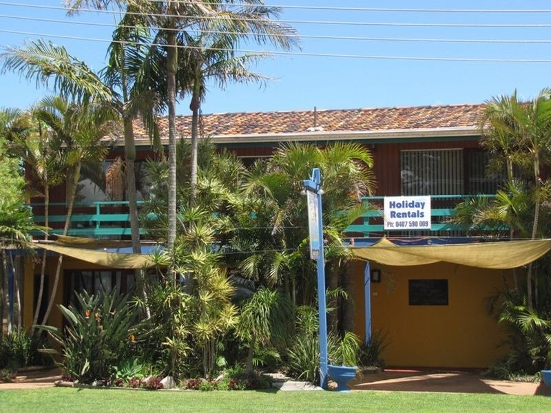 Residence Main Road, Manning Point NSW 2430