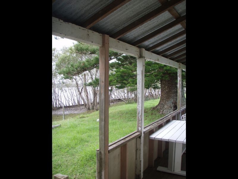 261 Beale Avenue, Mitchells Island NSW 2430