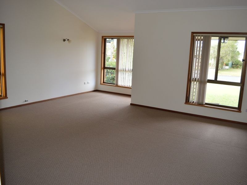 1/85 Old Bar Road, Old Bar NSW 2430