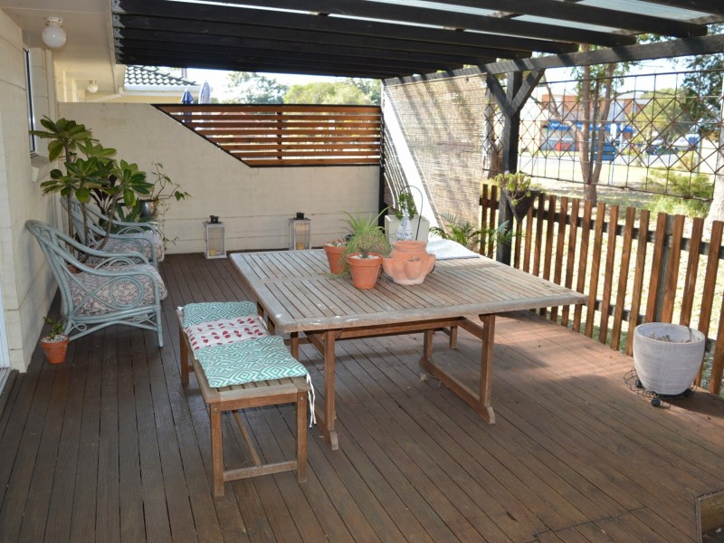 2/58 Old Bar Road, Old Bar NSW 2430