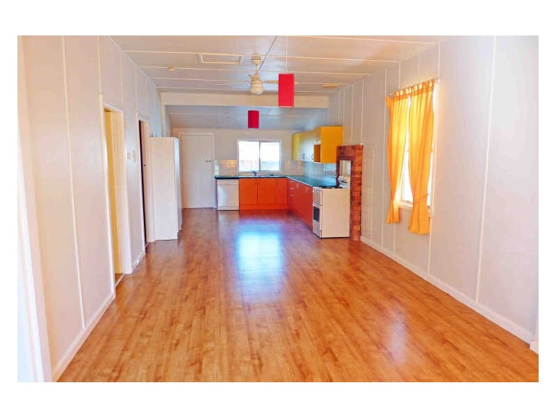 10 Pacific Street, Wallabi Point NSW 2430