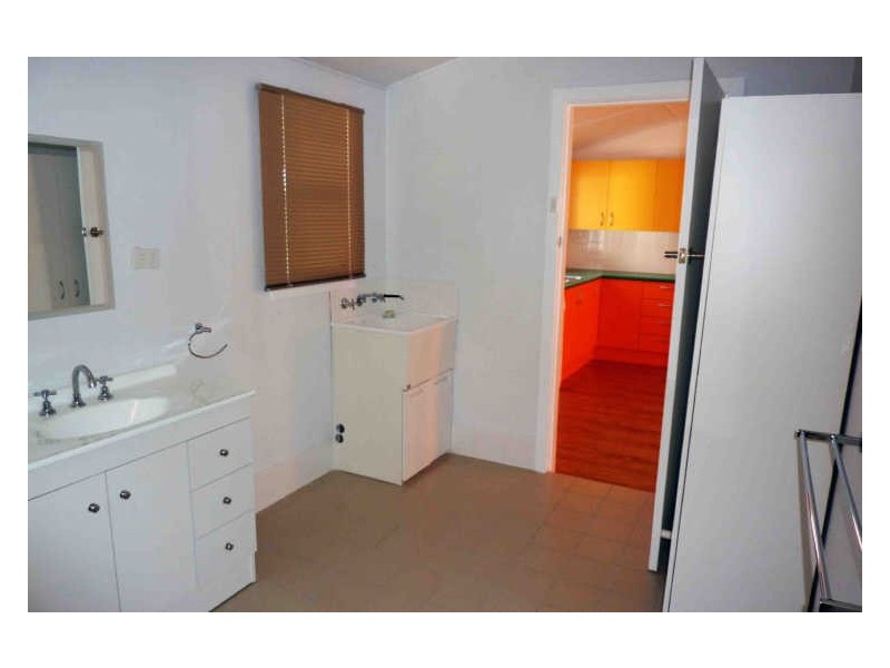 10 Pacific Street, Wallabi Point NSW 2430