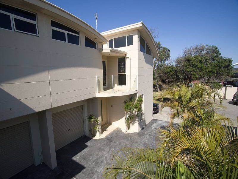 38 Lewis Street, Old Bar NSW 2430