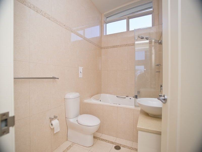 38 Lewis Street, Old Bar NSW 2430