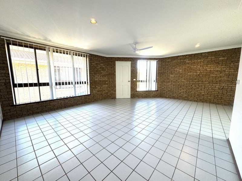 2/17 George Street, Old Bar NSW 2430
