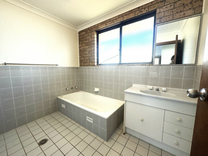 2/17 George Street, Old Bar NSW 2430