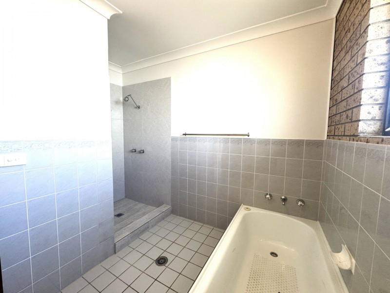 2/17 George Street, Old Bar NSW 2430