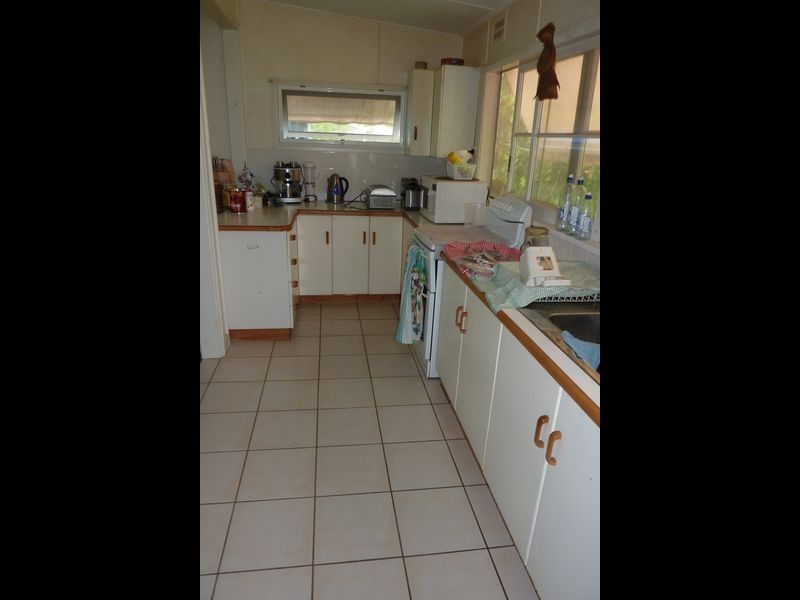 11 Westend Ave, Taree NSW 2430