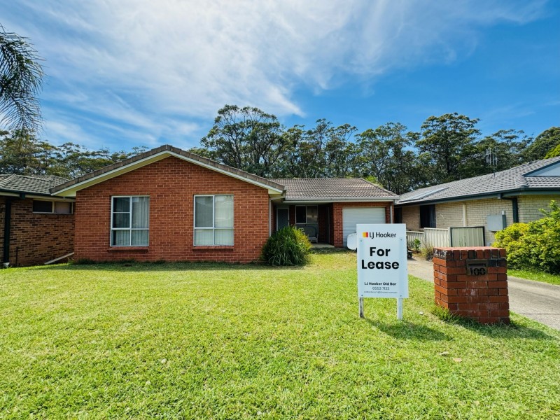100 Waterman Street, Old Bar NSW 2430