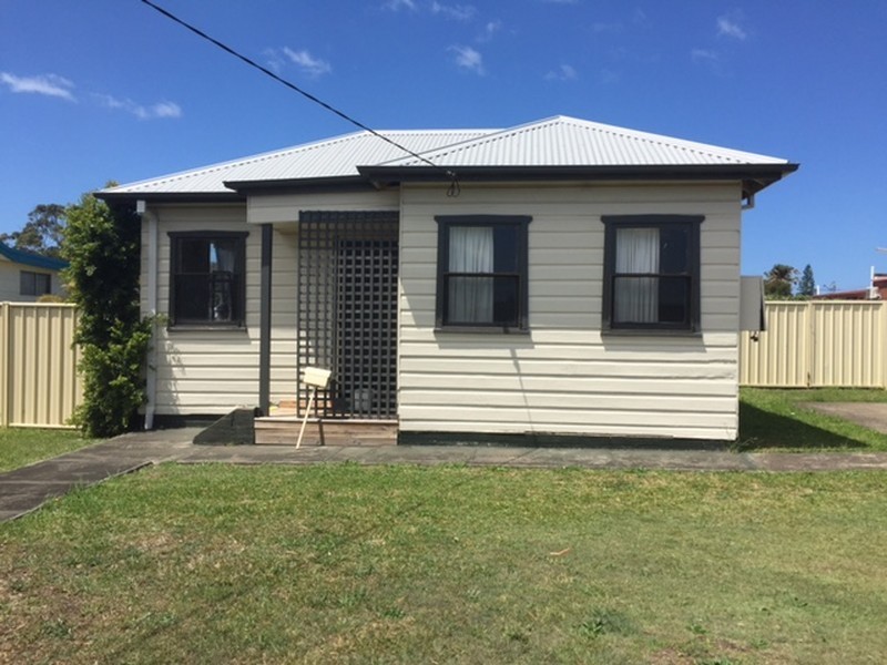 2 Waterman Street, Old Bar NSW 2430