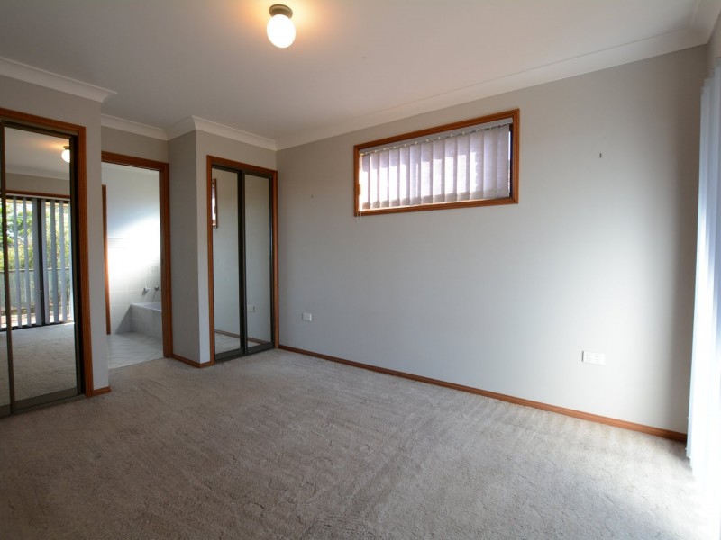 2/2 Beach Street, Wallabi Point NSW 2430