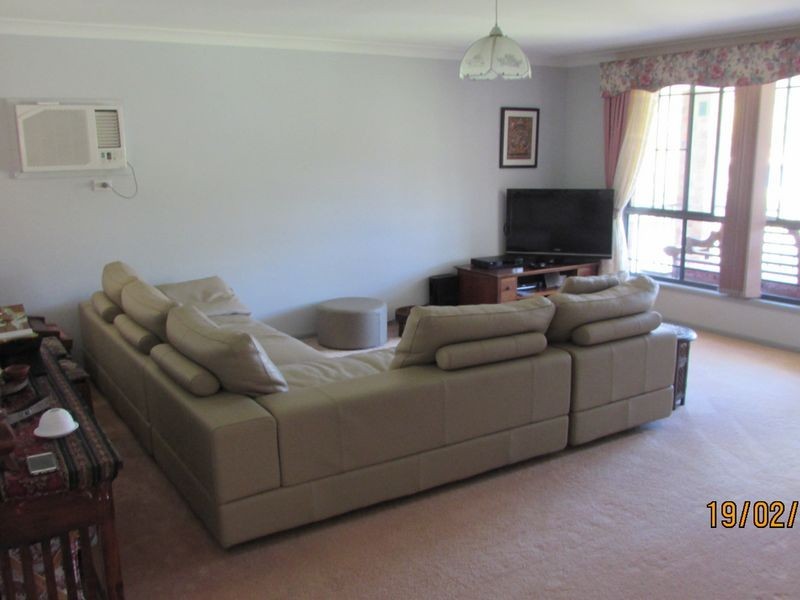 129 Waterman Street, Old Bar NSW 2430