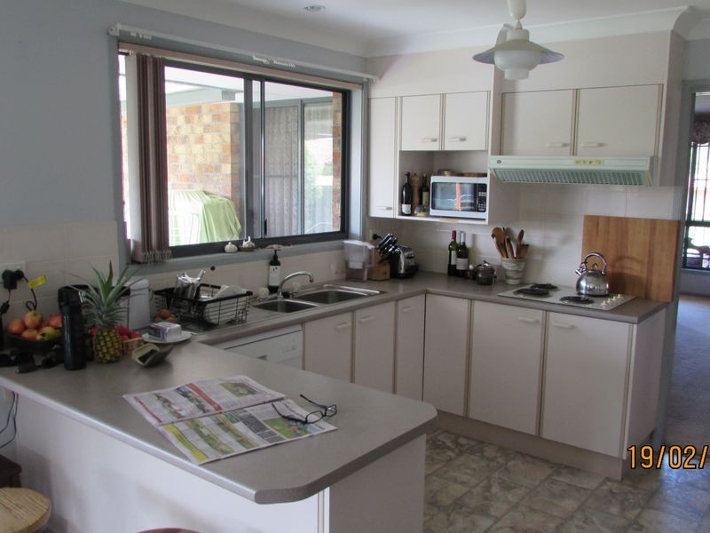 129 Waterman Street, Old Bar NSW 2430