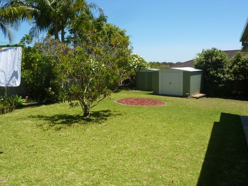 129 Waterman Street, Old Bar NSW 2430