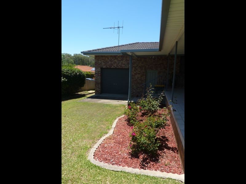 129 Waterman Street, Old Bar NSW 2430