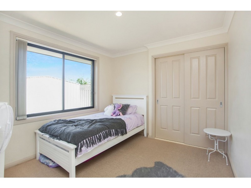 7 Yellowfin Avenue, Old Bar NSW 2430