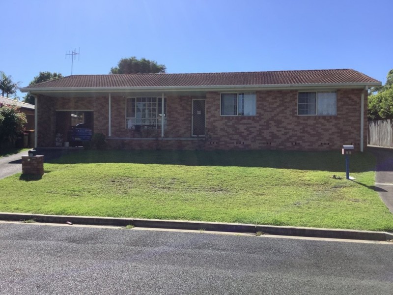 8A Gannet Crescent, Old Bar NSW 2430