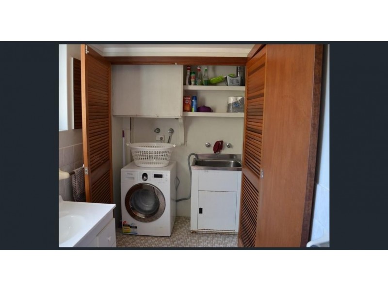 2/45 Hall Street, Old Bar NSW 2430