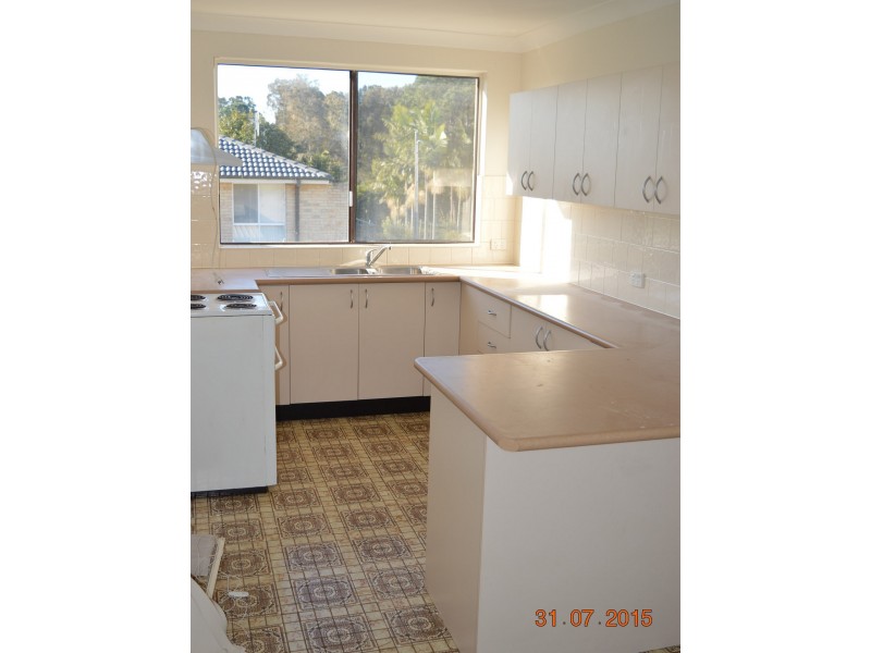 3/31 Old Bar Road, Old Bar NSW 2430