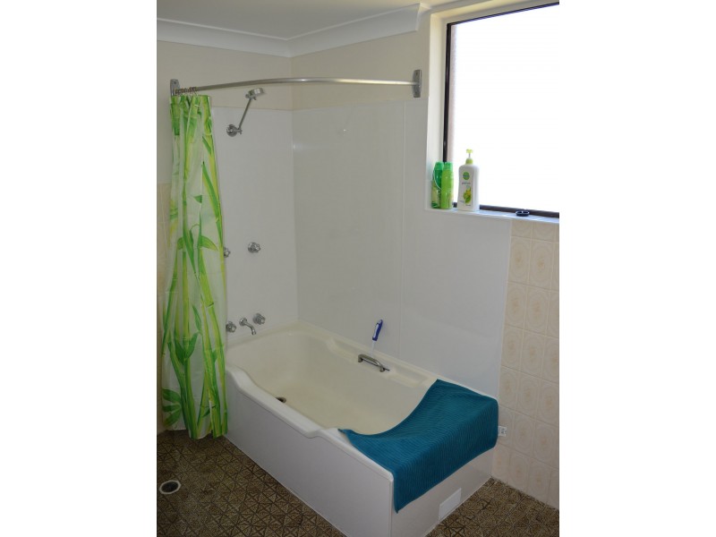 3/31 Old Bar Road, Old Bar NSW 2430