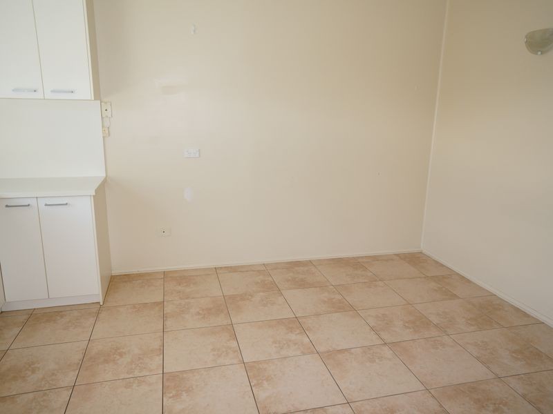 2/39-41 Old Bar Road, Old Bar NSW 2430