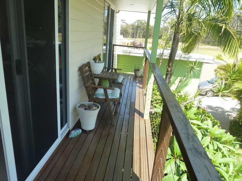 22 Surfsound Avenue, Wallabi Point NSW 2430