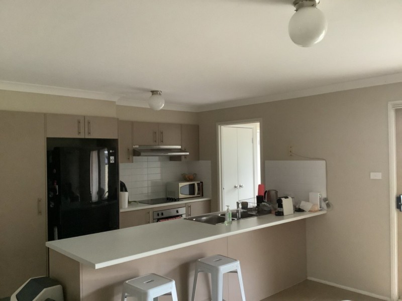 17 Yellowfin Avenue, Old Bar NSW 2430