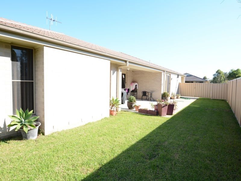 17 Yellowfin Avenue, Old Bar NSW 2430