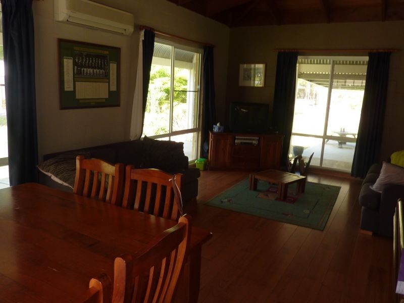 5 Jay Close,, Old Bar NSW 2430