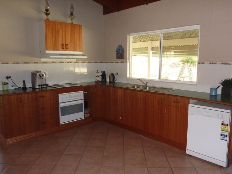 5 Jay Close,, Old Bar NSW 2430