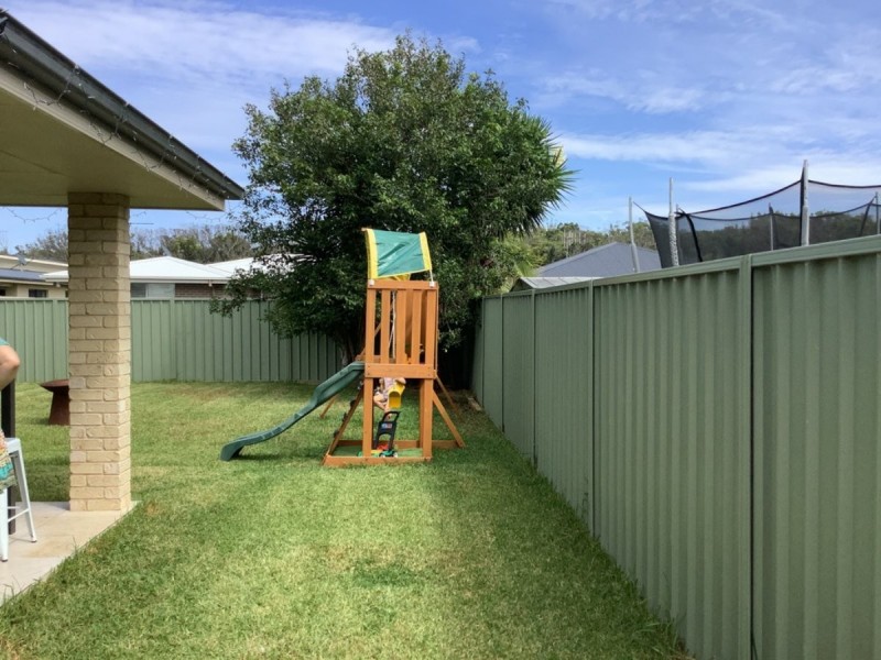 56 Bluehaven Drive, Old Bar NSW 2430