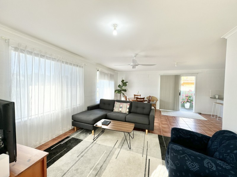 1/14 Drury Close, Old Bar NSW 2430