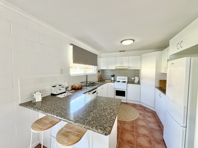 1/14 Drury Close, Old Bar NSW 2430