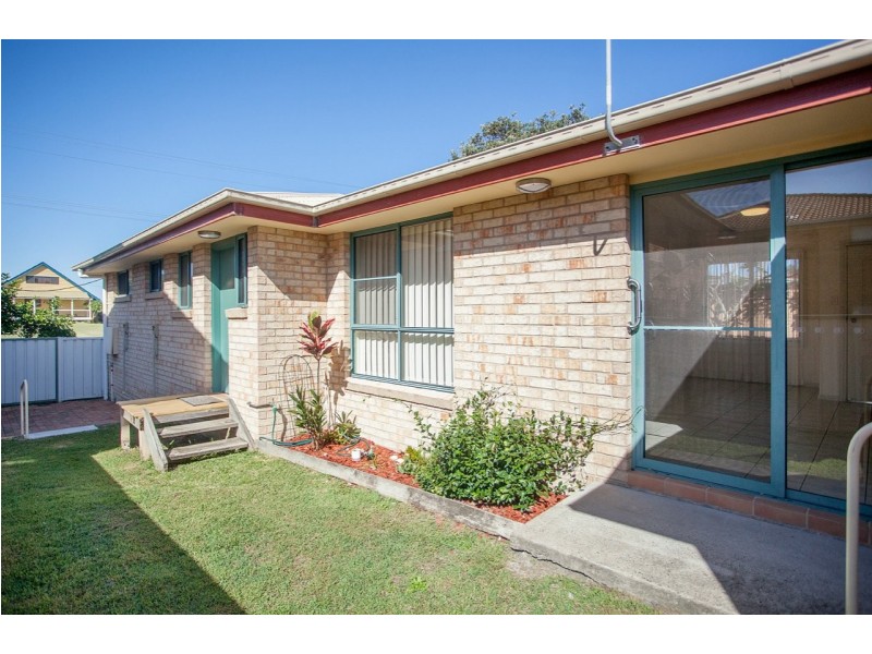 1/15 Lewis Street, Old Bar NSW 2430