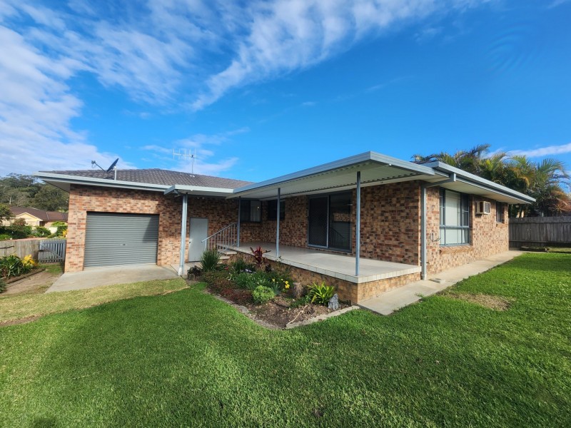 129 Waterman Street, Old Bar NSW 2430