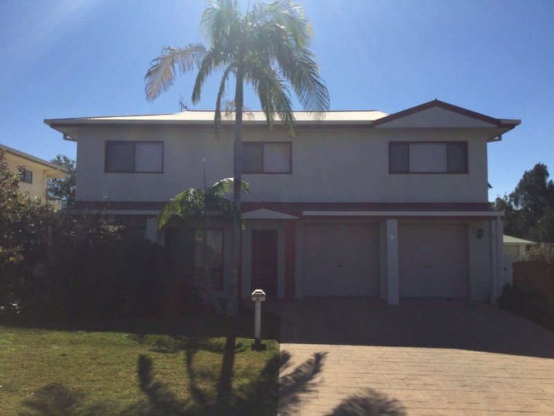 5 Banyula Drive, Old Bar NSW 2430