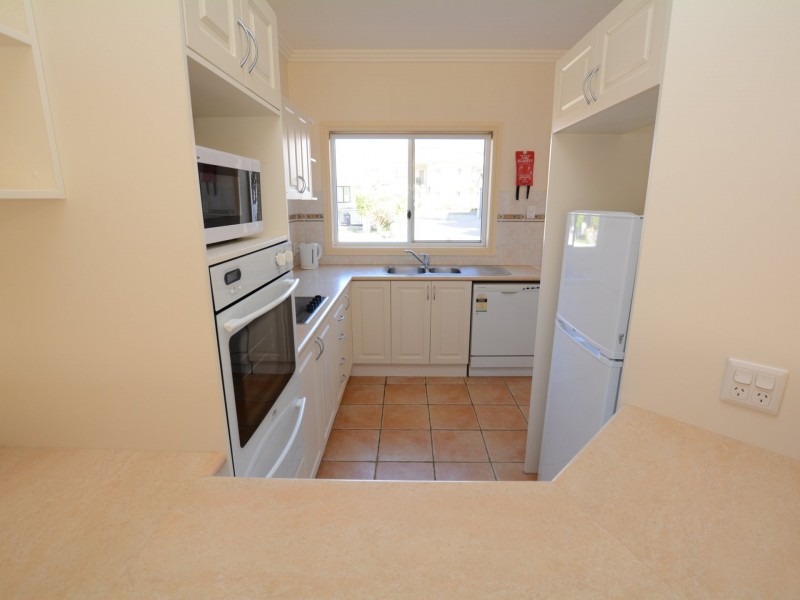 Apartment 34/32 Lewis Street, Old Bar NSW 2430