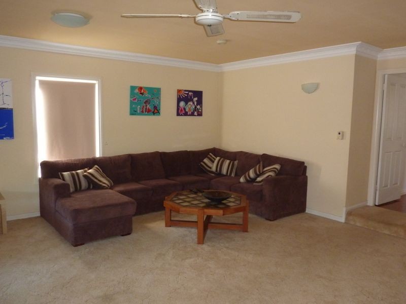 10 George Street, Old Bar NSW 2430