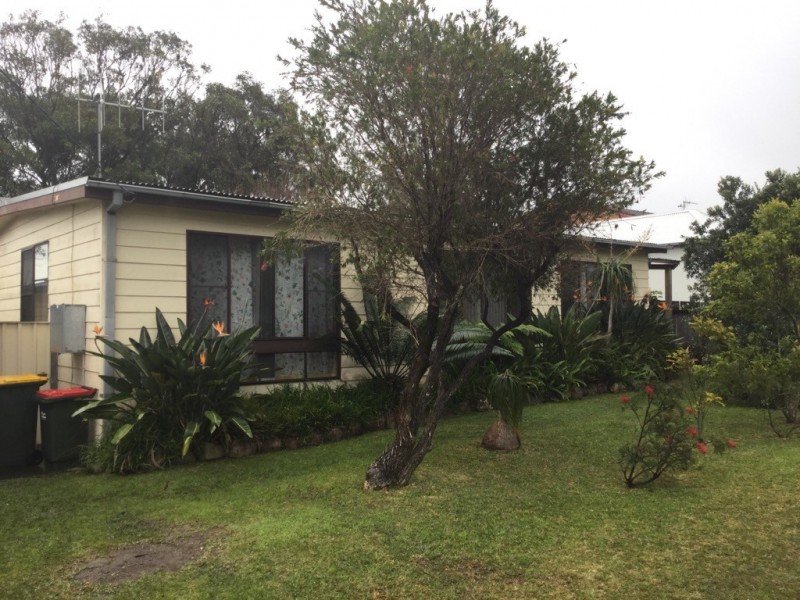 27 David Street, Old Bar NSW 2430