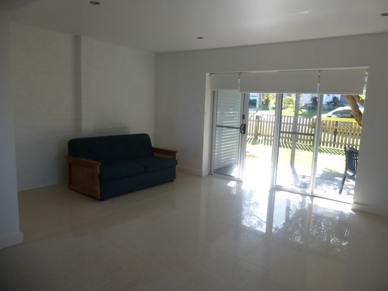 15a Ocean Drive, Wallabi Point NSW 2430