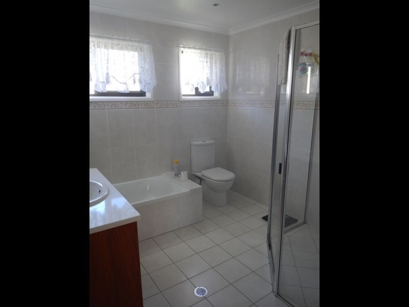 50 Richardson Street, Old Bar NSW 2430