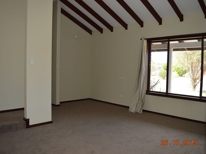 20 Belle Villa Parade, Old Bar NSW 2430