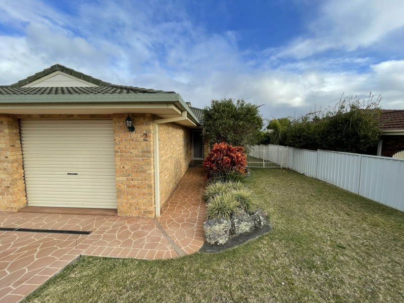 Unit 2/8 Leopardwood Street, Old Bar NSW 2430