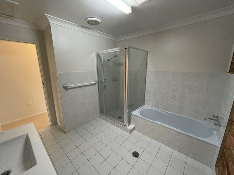 Unit 2/8 Leopardwood Street, Old Bar NSW 2430